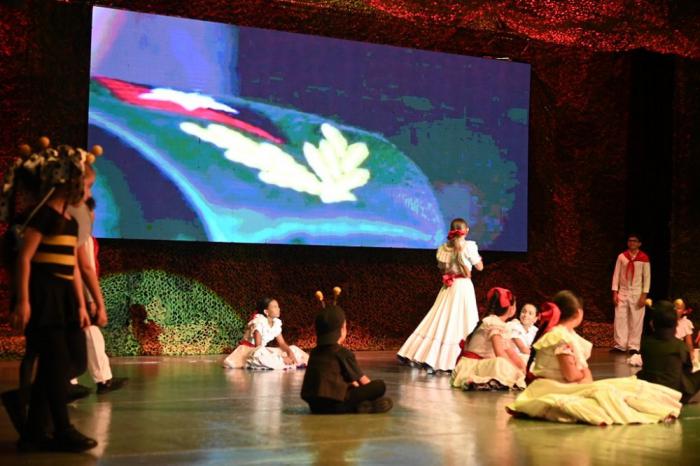 Velada cultural por cumpleaños de Fidel