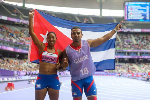 Omara Durand compite en la final de 400 metros T12 del atletismo con sede en Estadio de Francia durante los Juegos Paralìmpicos París 2024, el 3 de Agosto de 2024 en Paris, Francia. FOTO: Calixto N. Llanes/Periódico JIT (Cuba)