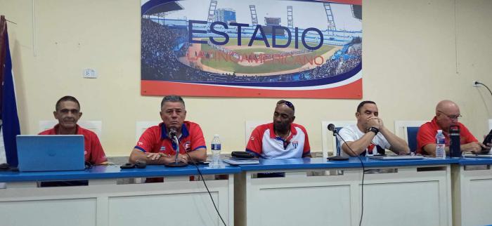 Conferencia de prensa sobre torneo beisbolero Premier 12