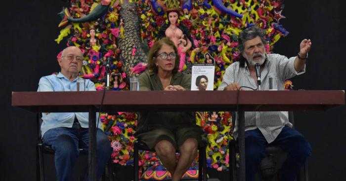 Miguel Barnet, Marta Bonet y Abel Prieto en Casa de las Américas