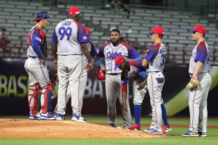 Derrota del equipo de Cuba en el Torneo de béisbol Premier 12 en Corea del Sur