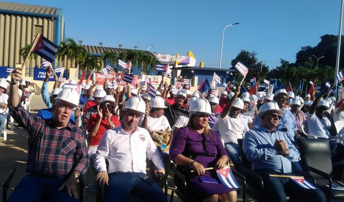 Celebrando el día del constructor
