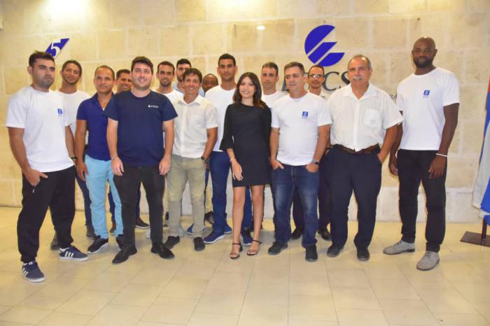 Trabajadores de Transfermóvil