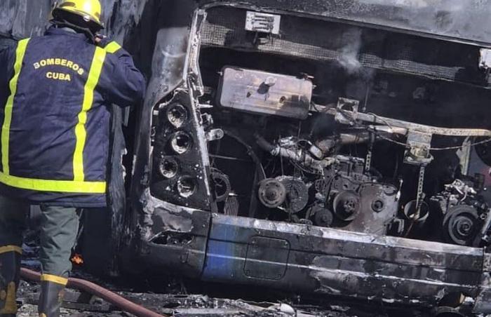 Incendio de ómnibus de Transtur