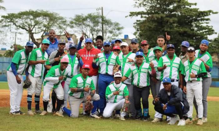 Arroyo Naranjo avanza en torneo de Clubes Campeones