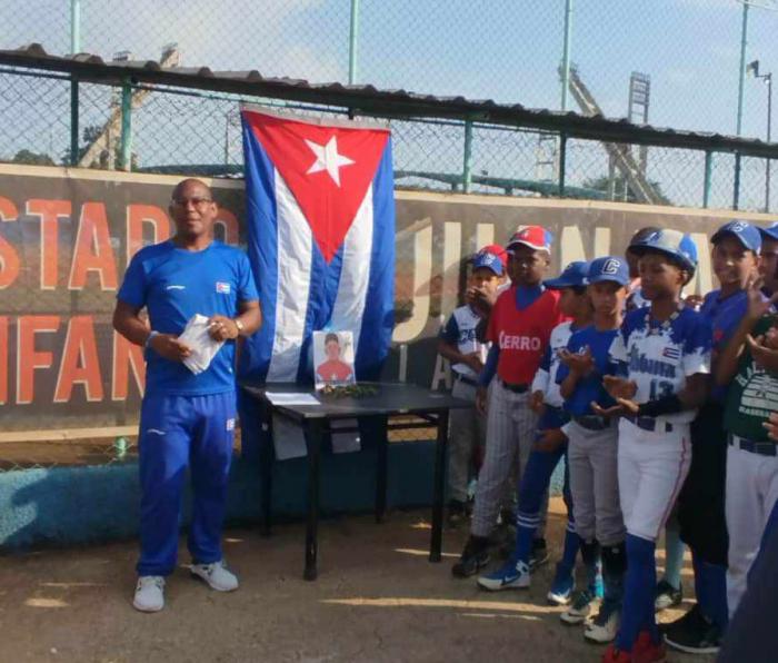 Armando Mayorquín, el adiós a una leyenda del béisbol cubano
