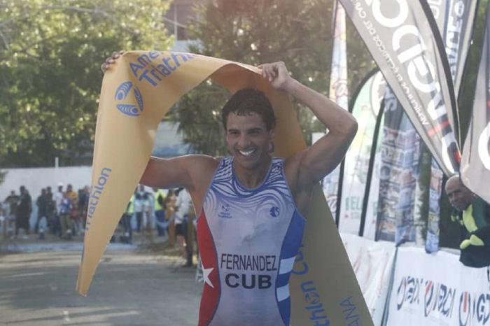 Marcos Fernández conquistó la medalla de oro y un boleto hacia Asunción 2025.