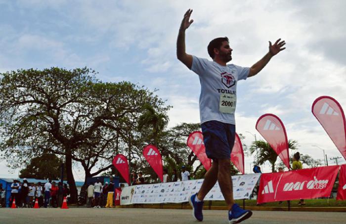 Media Maratón por aniversario 64 del Inder