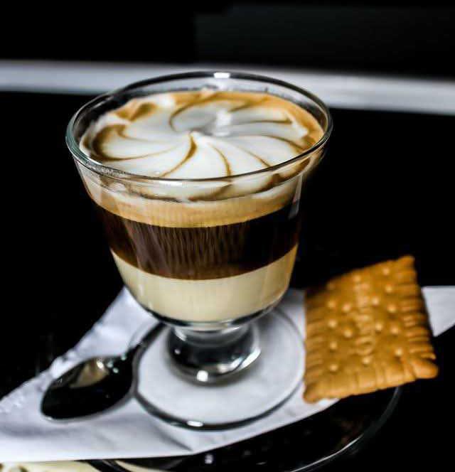 café