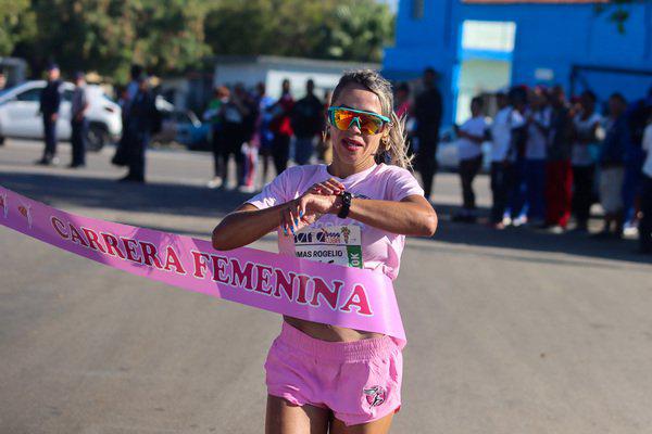 Carrera caminata en saludo a Día Internacional de la Mujer