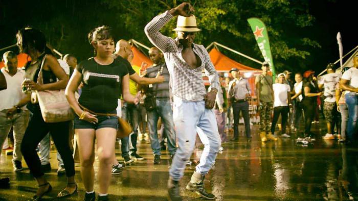 Salón Benny Moré suma una rica historia vinculada al baile en parejas.