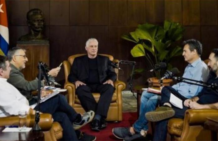 Entrevista de Miguel Díaz-Canel, Primer Secretario del Comité Central del Partido Comunista y Presidente de la República, con los intelectuales Pascual Serrano, Javier Couso, José Manzaneda y Carlos Penalva.