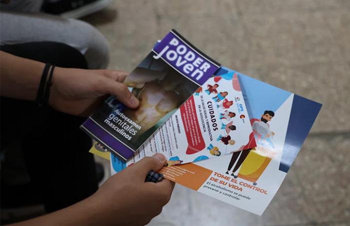 Desarrollan talleres sobre salud sexual y reproductiva en municipios capitalinos