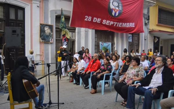Barrio debate de los CDR en Centro Habana