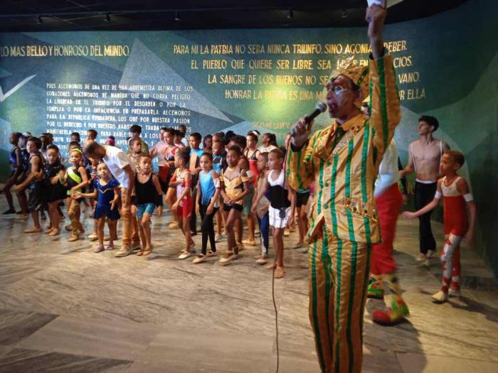 Actividad de cierre semana de receso docente en Memorial José Martí