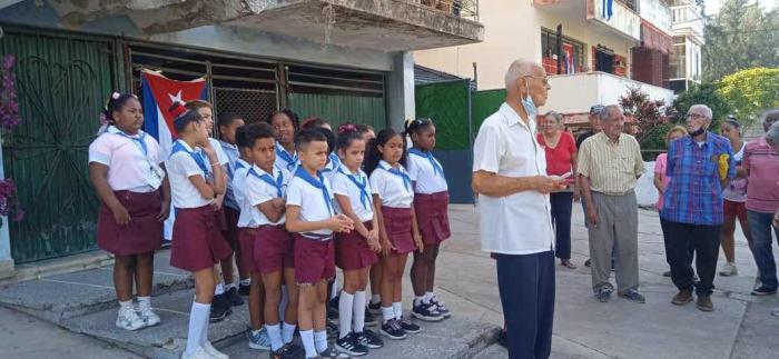 Pioneros de la Escuela Primaria Estado de Cambodia participaron del homenaje