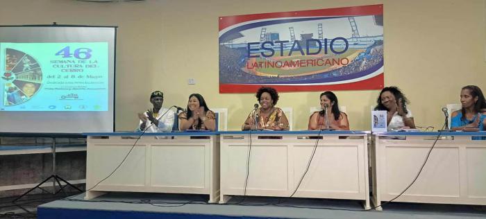 Conferencia de prensa por Semana de la Cultura del Cerro