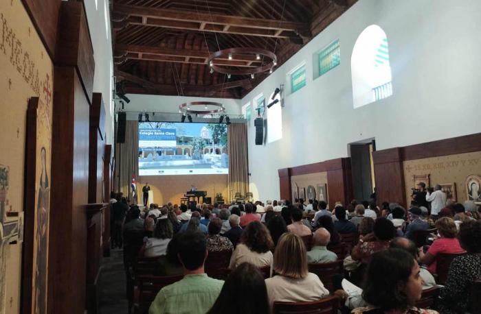 Inauguración Colegio de Santa Clara