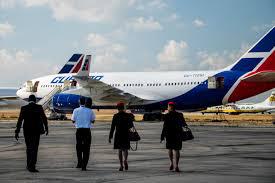 Nave de  Cubana de Aviación vuelos a Camagüey martes y jueves