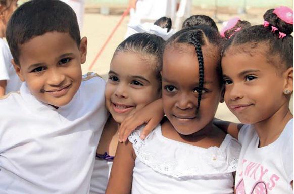 Niñas y niños cubanos