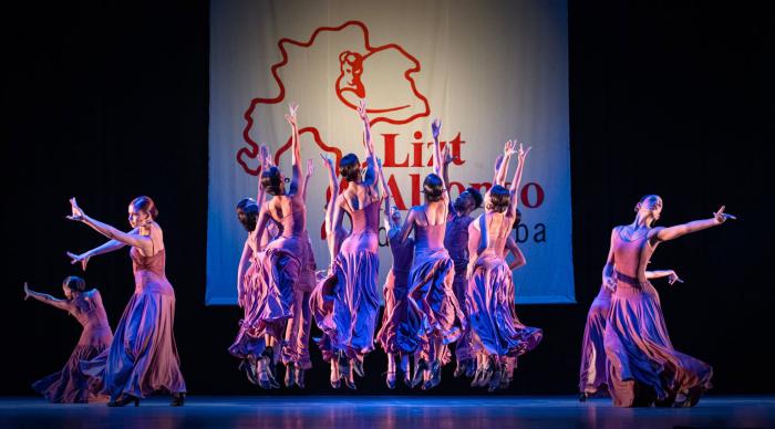 Cierre de curso para Lizt Alfonso Dance Cuba