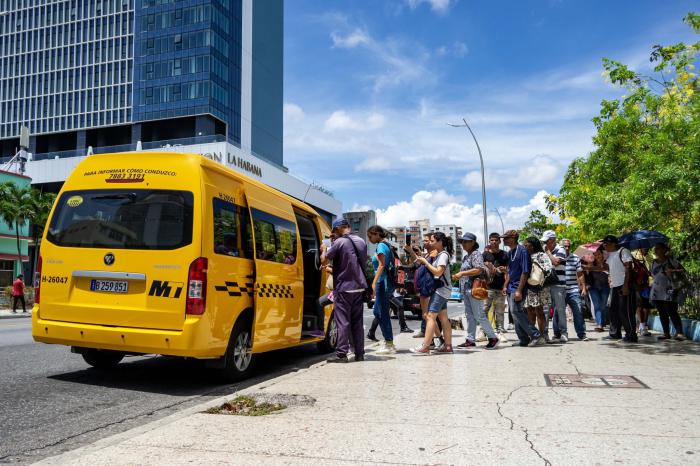  microbuses en La Habana