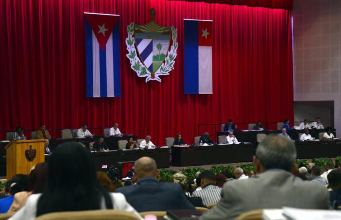 Diputados cubanos denuncian acciones de Estados Unidos contra la Isla