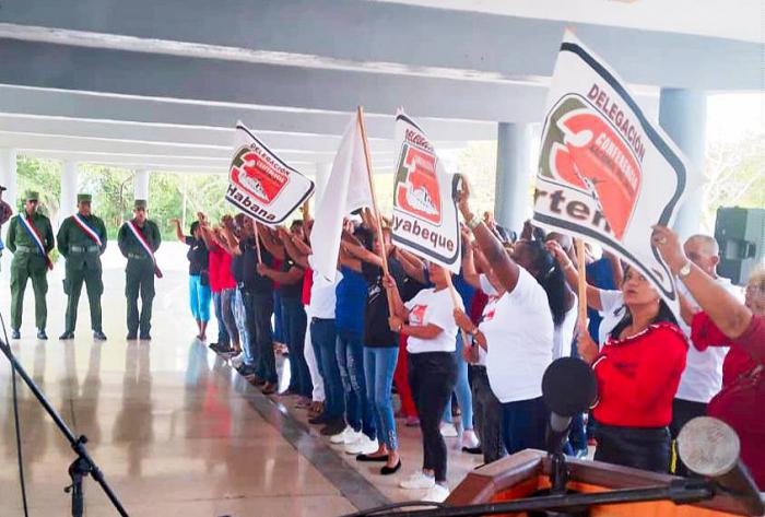 Abanderan delegación occidental a la 3ra Conferencia Nacional del SNTCD