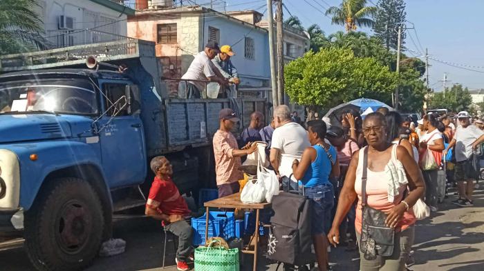 Feria agropecuaria en Playa