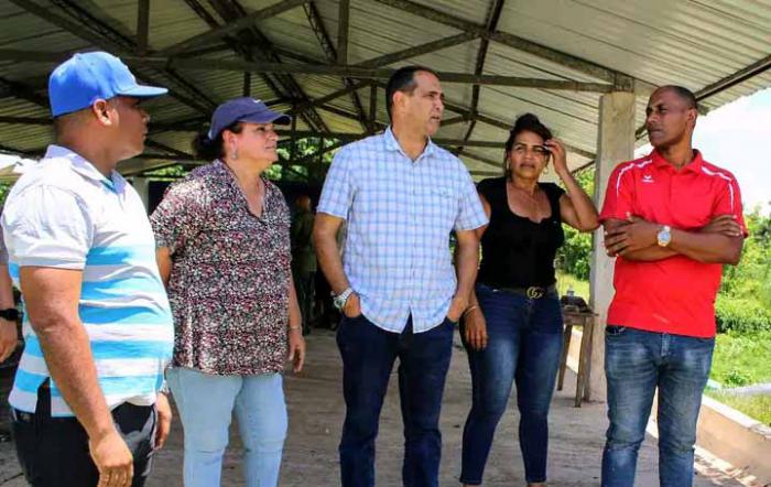 Autoridades de La Habana recorren proyectos sociales y productivos 