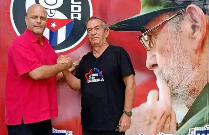 Gerardo Hernandez Nordelo, coordinador nacional de los CDR y Amado  Riol Prez, coordinador del Proyecto Solidario A Cuba Hay que Quererla.