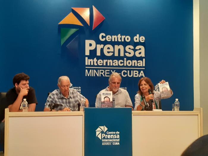 Presentan el libro «Rubio un mitómano incontrolable»