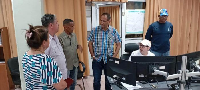 Autoridades de La Habana visitan Empresa Eléctrica