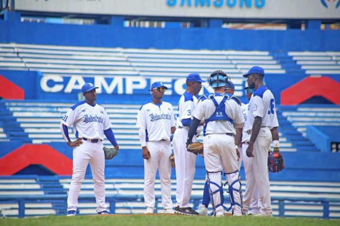 Jugadores de Industriales.