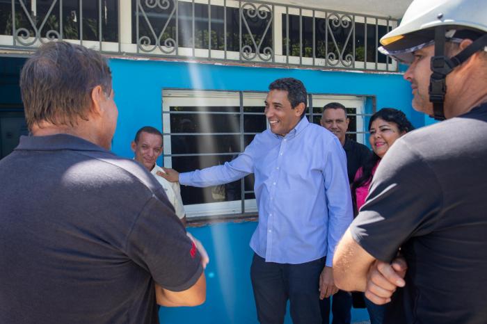 Recorre ministro de Transporte comercializadoras de La Habana