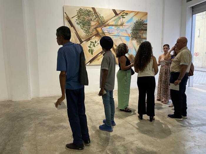 Espacios Creativos acogió, en la tarde de este viernes, la inauguración de la muestra “Ficus”, de la artista Olivia Torres Díaz.