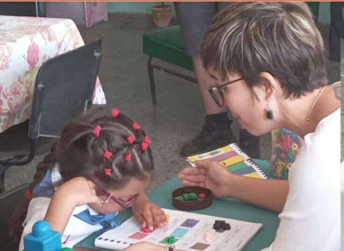 Cuba apuesta por el máximo desarrollo posible, para las personas con necesidades educativas especiales. 
