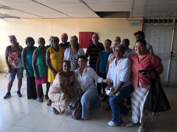 Las muchachitas de la doctora Eva