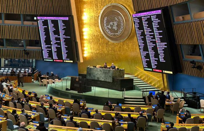 Representantes de Argelia y Egipto alzaron hoy su voz en contra del bloqueo estadounidense impuesto a Cuba, durante la última jornada de discusión y votación del proyecto de resolución que exige el fin de esta política hostil en la sede de la Asamblea General de las Naciones Unidas (AGNU).