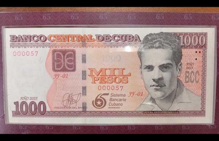 Emisión especial del billete de 1000 pesos cubanos