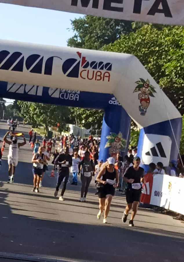 Habaneros miran a diciembre