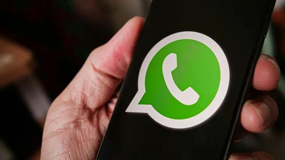Fallo de seguridad expone datos masivos en WhatsApp