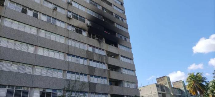 Lamentable incidente por incendio en Plaza