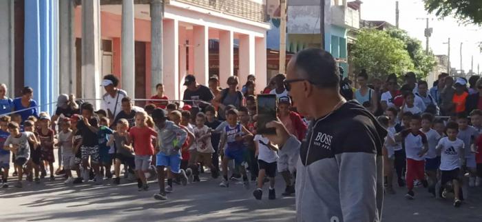 Carrera Emblemática Cruce de la Trocha Júcaro a Morón 
