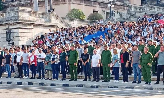Cuba honra a estudiantes de Medicina fusilados 154 años