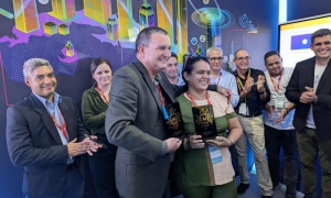 Aylin Febles, viceministra de Comunicaciones; y Rafael Luis Torralba, presidente del Parque Científico Tecnológico de La Habana, fundaron el Consorcio de IA de Cuba, de forma oficial.