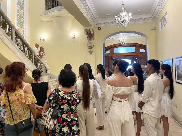 Este 5 de diciembre, Malecón Art 255 acogió la inauguración de “Matria”, nueva muestra de Gabriel Dávalos.