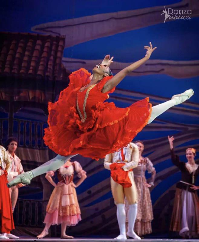 Bailarina en ballet Don Quijote
