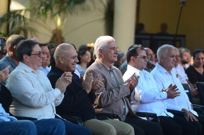 Asistió Diaz Canel al acto por aniversario 65 del ICAP 