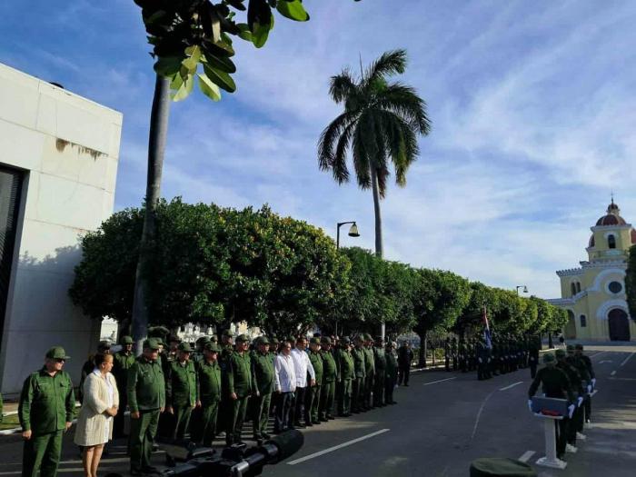 Ceremonia de inhumación de 4 de los combatientes caídos en Venezuela